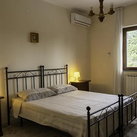 Sara Sull'etna Con Piscina Villa *
