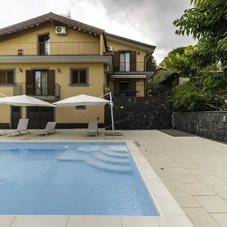 Sara Sull'etna Con Piscina Villa Viagrande