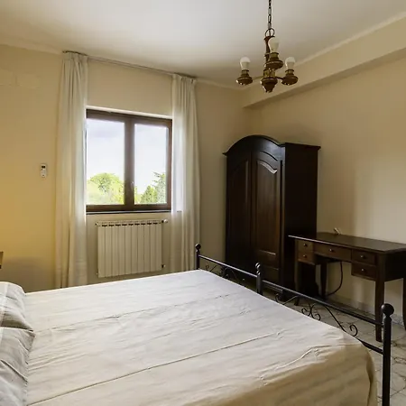 Vila Sara Sull'etna Con Piscina