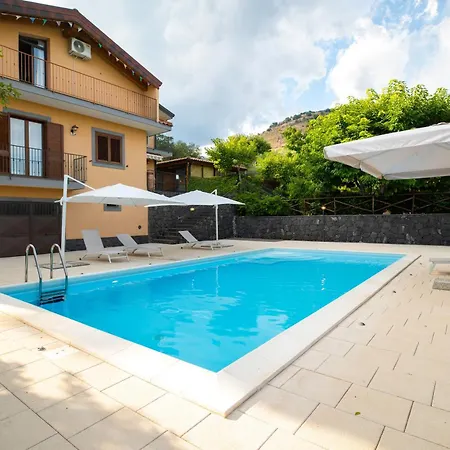 Sara Sull'etna Con Piscina * Viagrande