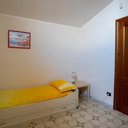 Sara Sull'etna Con Piscina Viagrande