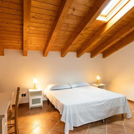 Sara Sull'etna Con Piscina Vila Viagrande